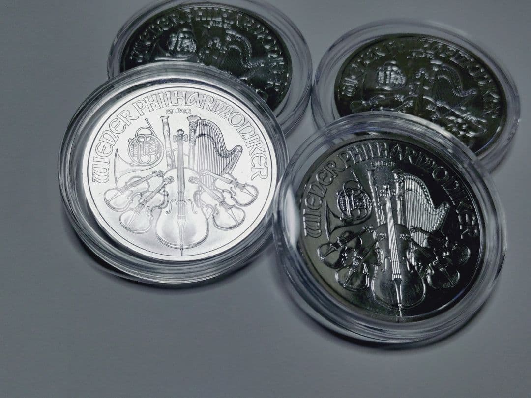 オーストリア ウィーンフィル1オンス銀貨　4枚セット　ケース付き