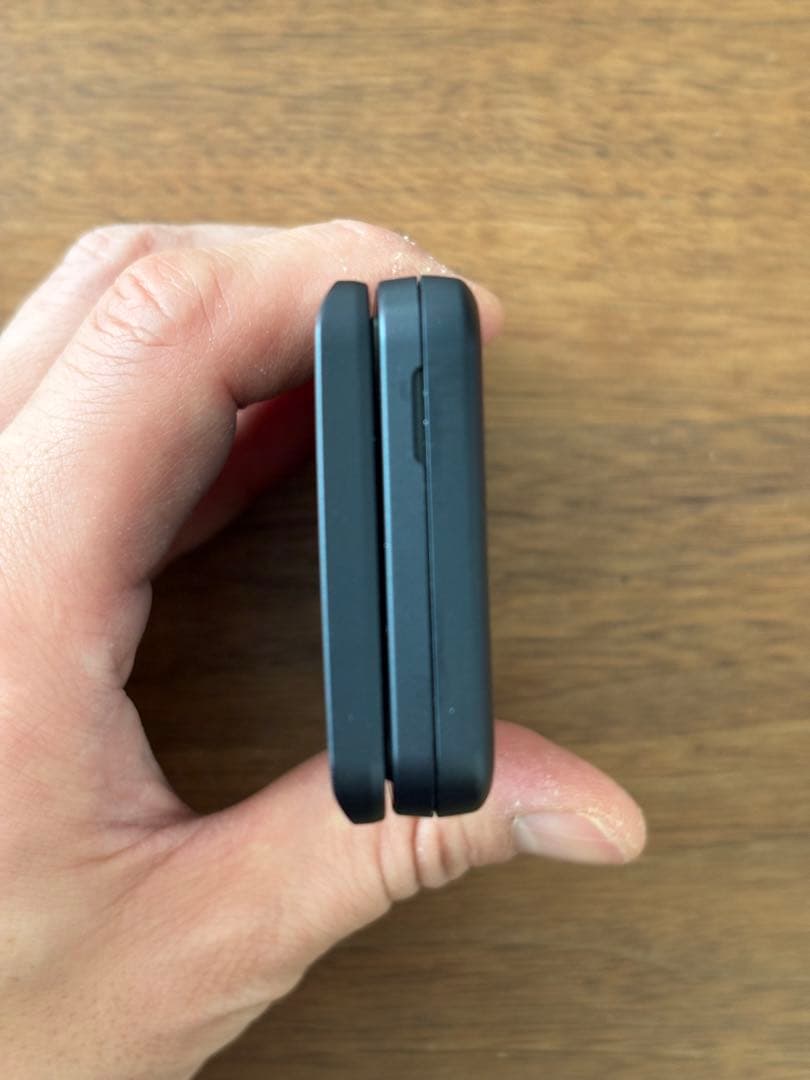 arrows ケータイ ベーシック F-41C　ネイビー　docomo