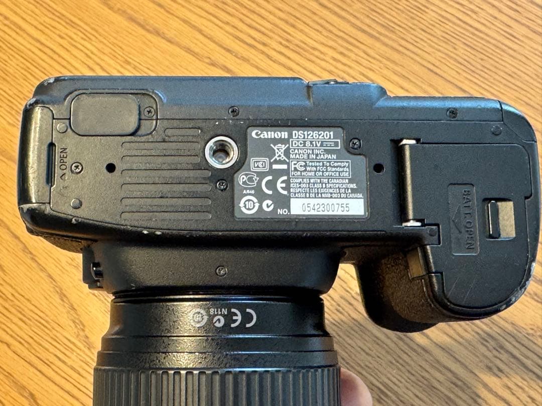 デジタルカメラ Canon EOS 5D Mark II + EF24-105L IS U