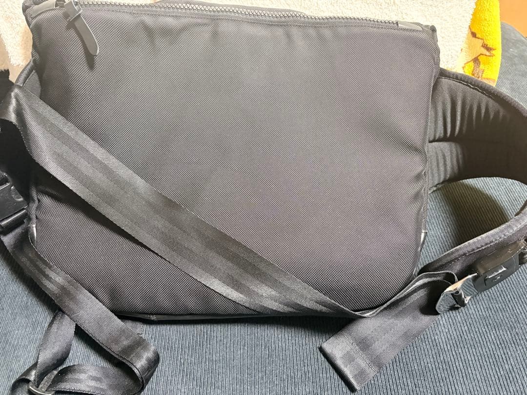 visvim メッセンジャーバック　BLACK