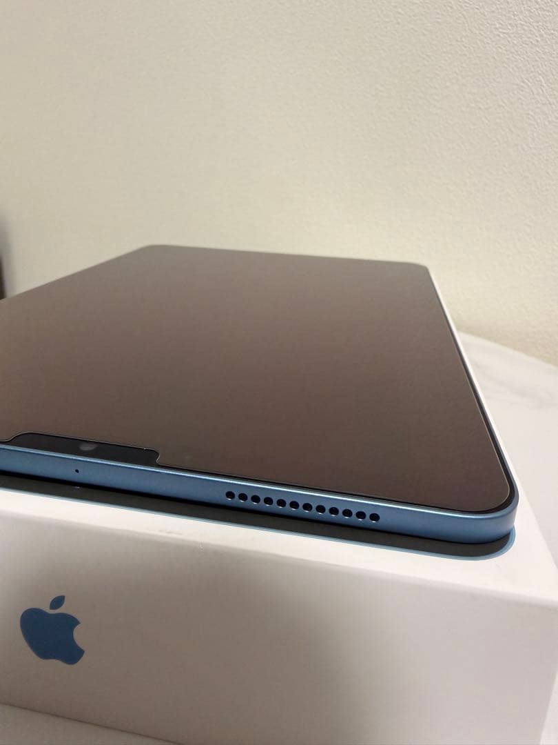 iPad Air 第5世代　Wi-Fiモデル　64GB ブルー