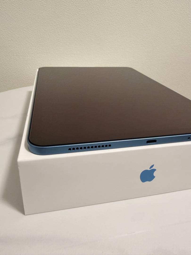 iPad Air 第5世代　Wi-Fiモデル　64GB ブルー