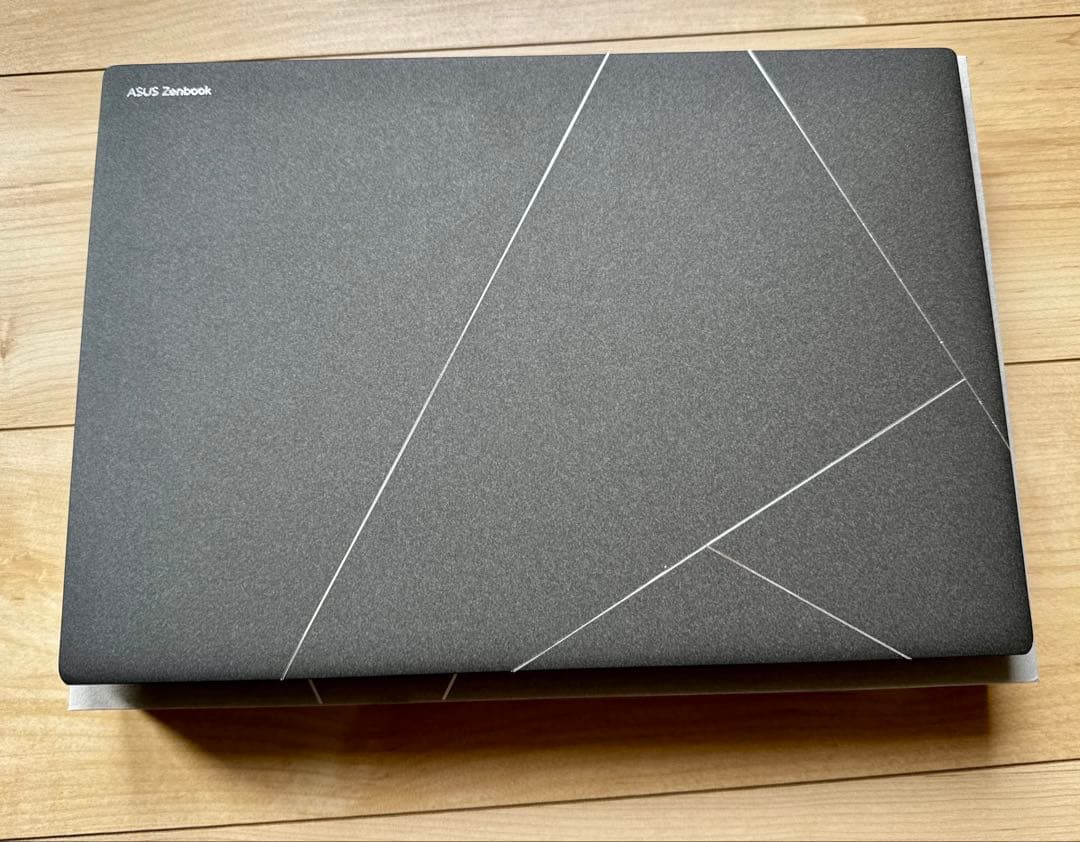 【なむなむ】ASUS Zenbook S14 UX5406SA U7