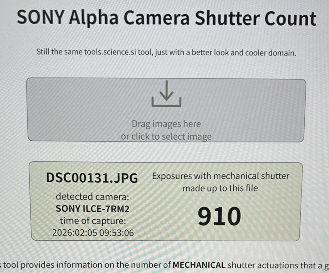 SONY・α７RⅡ・ボディ★動作順調で使用感少★純正バッテリー２個など付属