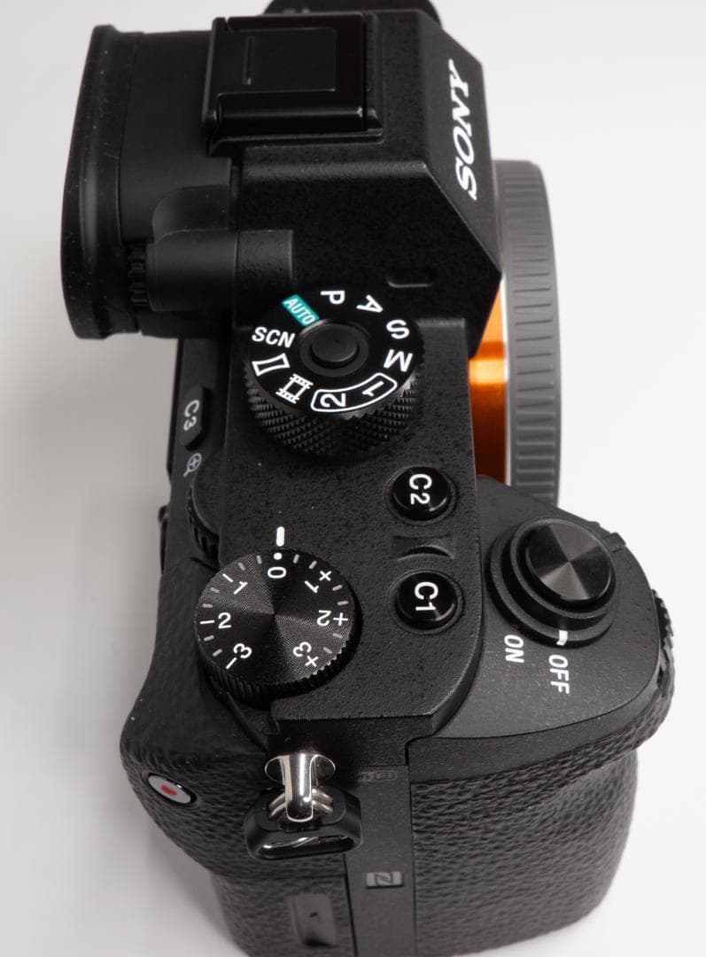 SONY・α７RⅡ・ボディ★動作順調で使用感少★純正バッテリー２個など付属