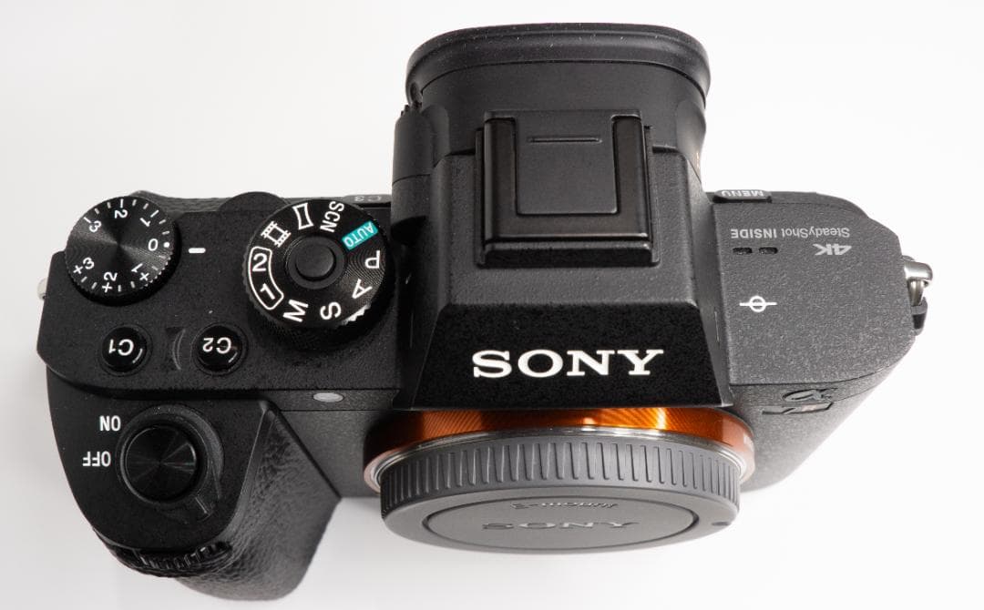 SONY・α７RⅡ・ボディ★動作順調で使用感少★純正バッテリー２個など付属