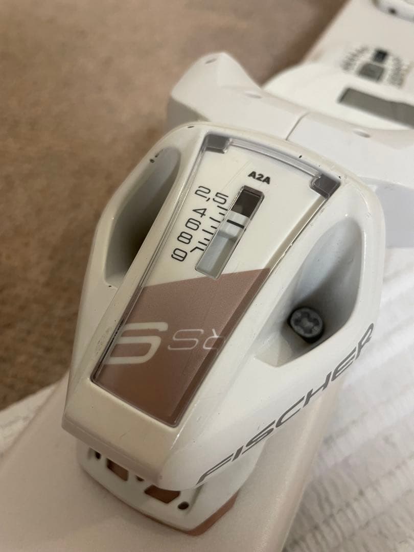 FISCHER フィッシャー RC ONE LITE 72 スキー板　レディース