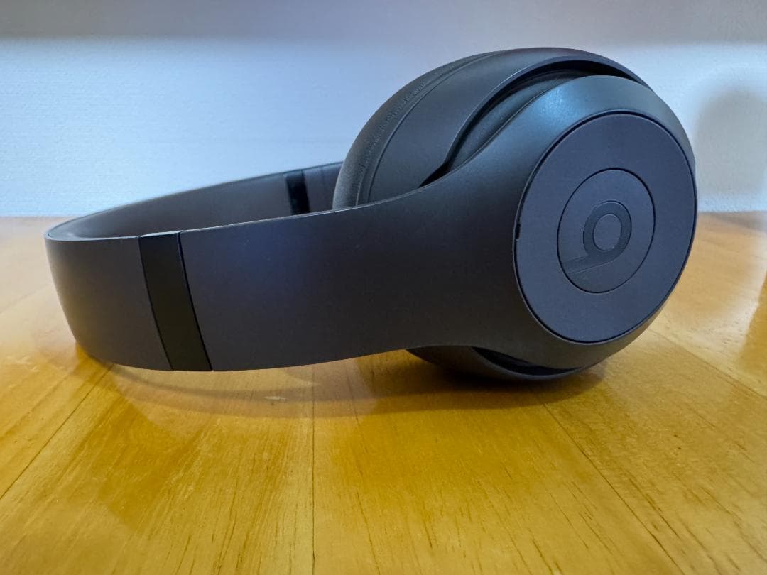 美品 Beats studio Pro ブラウン ワイヤレスヘッドホン