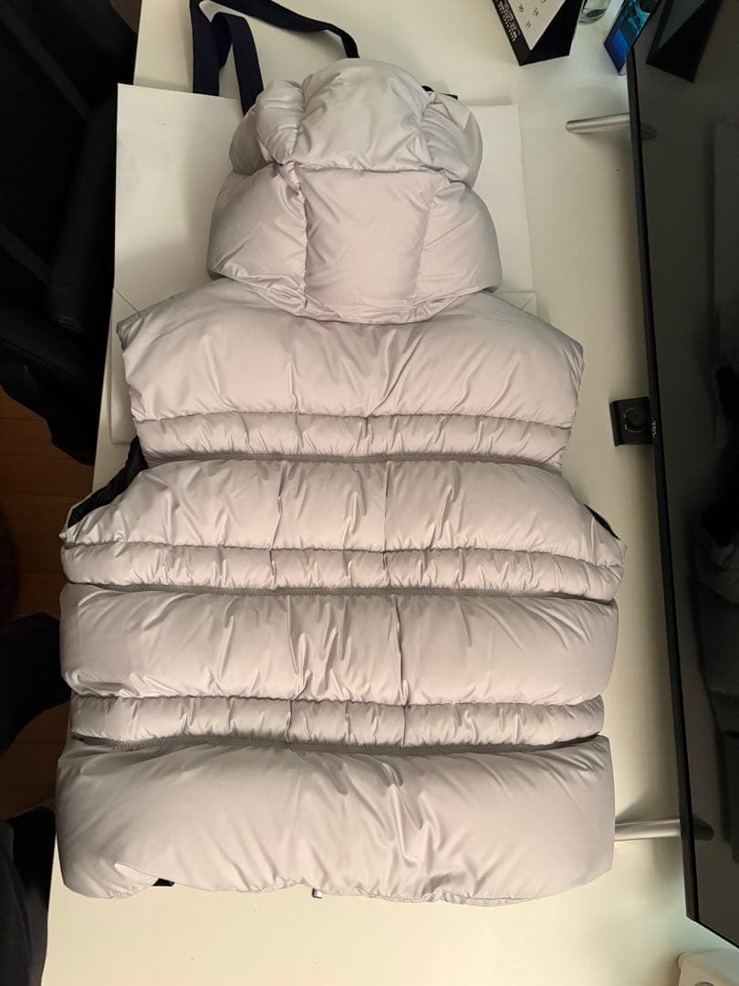 【新作】2025年冬　モンクレール　ダウンベスト　Moncler