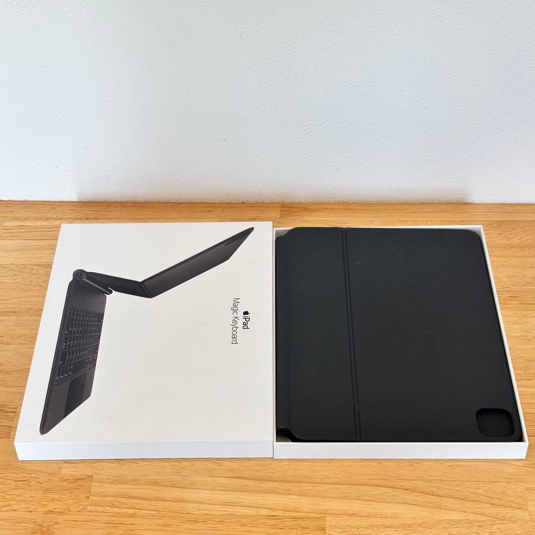 Apple iPad Magickeyboard 11インチ MXQT2J/A