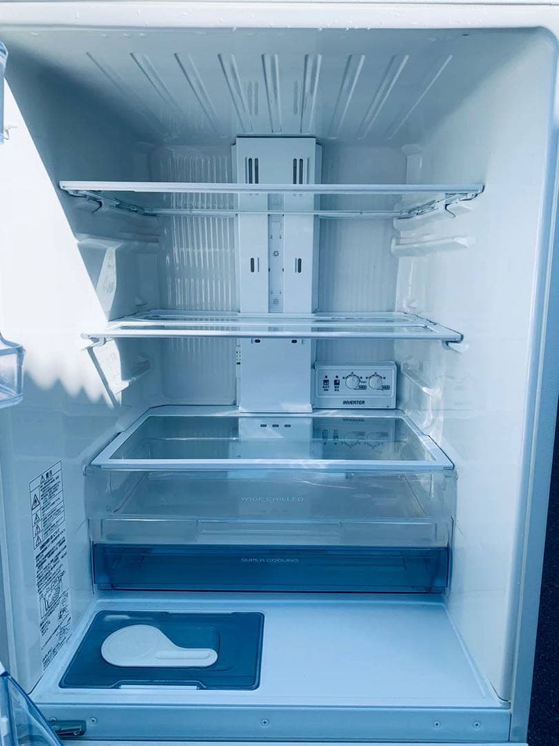 送料設置無料　MITSUBISHI ノンフロン冷凍冷蔵庫　MR-CX33FL-W