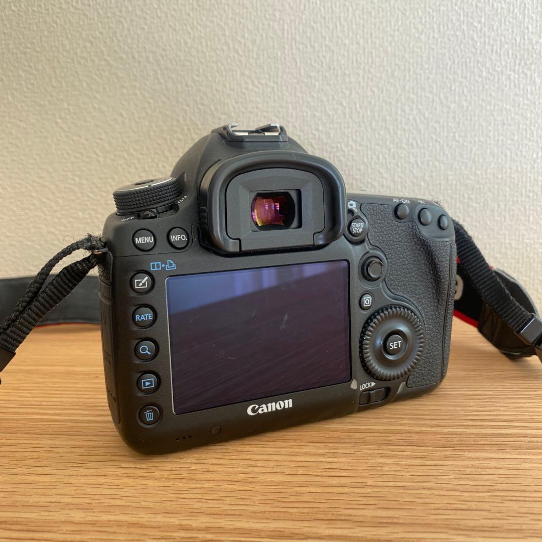 Canon EOS 5D Mark Ⅲデジタル一眼レフ本体ストラップ外箱説明書付