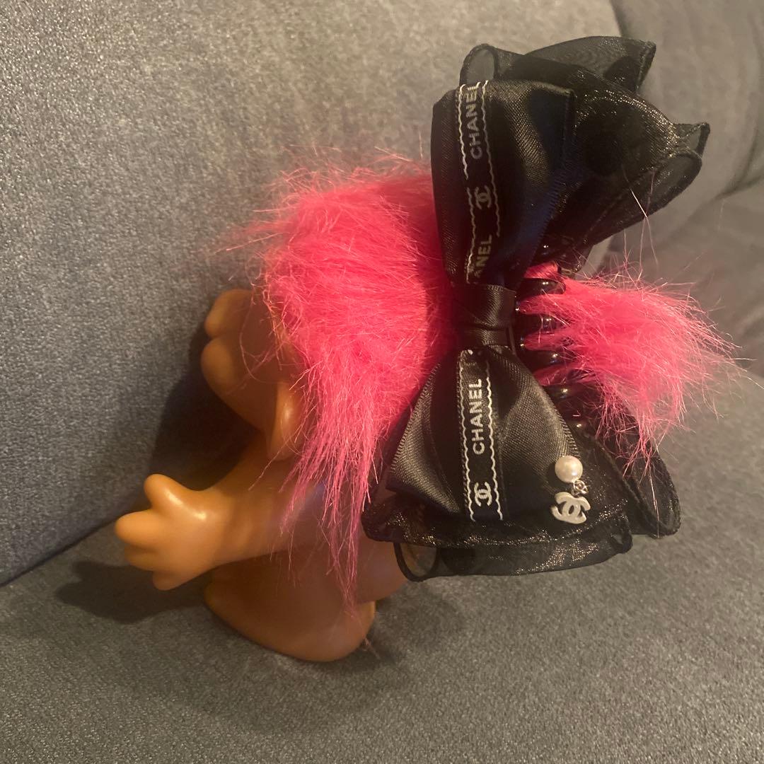 大きめドット　ブラックりぼん　チャームつき　バナナクリップ ヘアアクセサリー