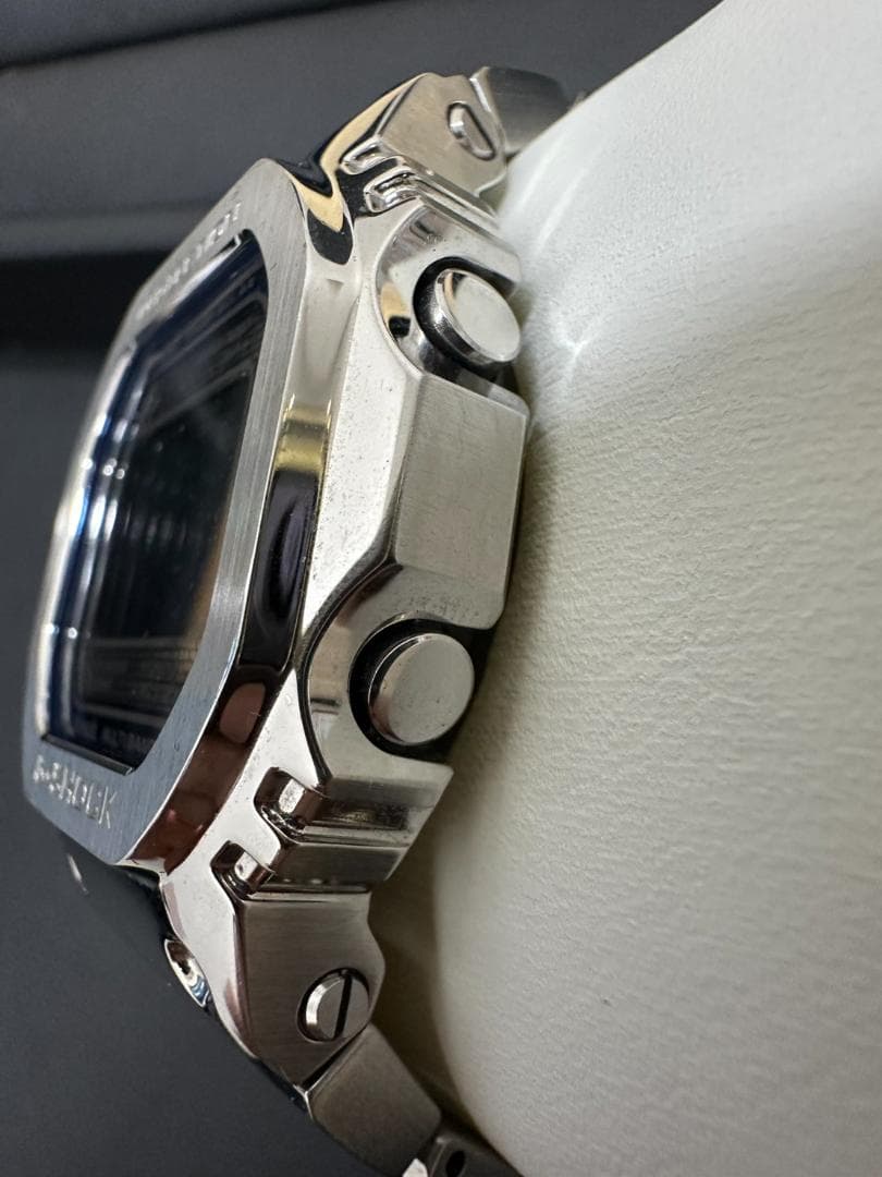 美品　G-SHOCK カシオ フルメタル シルバー GMW-B5000