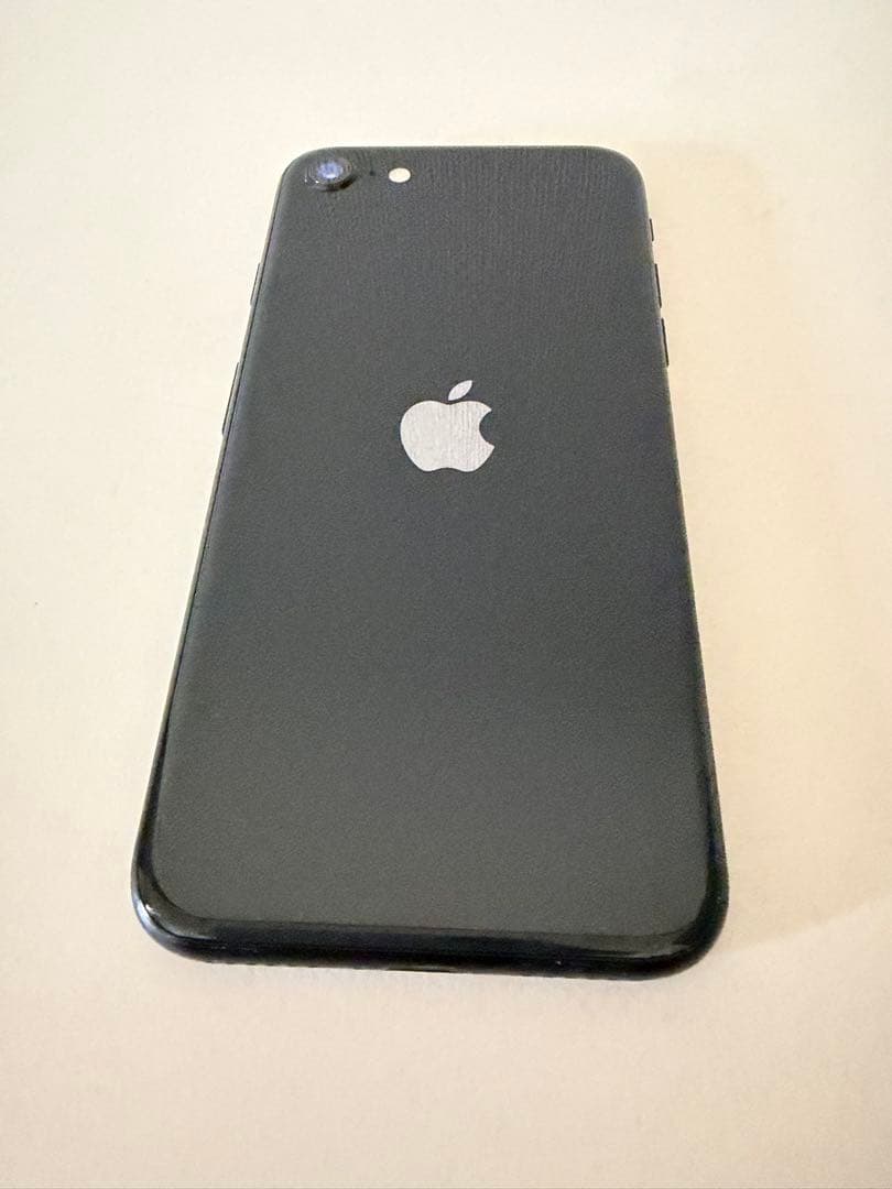iPhone SE2 128GB ブラック 美品