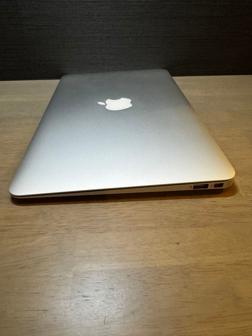 M*y様 Apple MacBook Air 11インチ A1465 Core