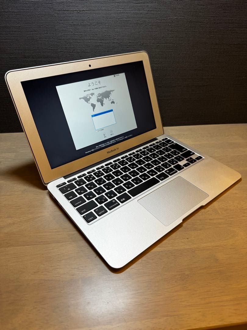 M*y様 Apple MacBook Air 11インチ A1465 Core