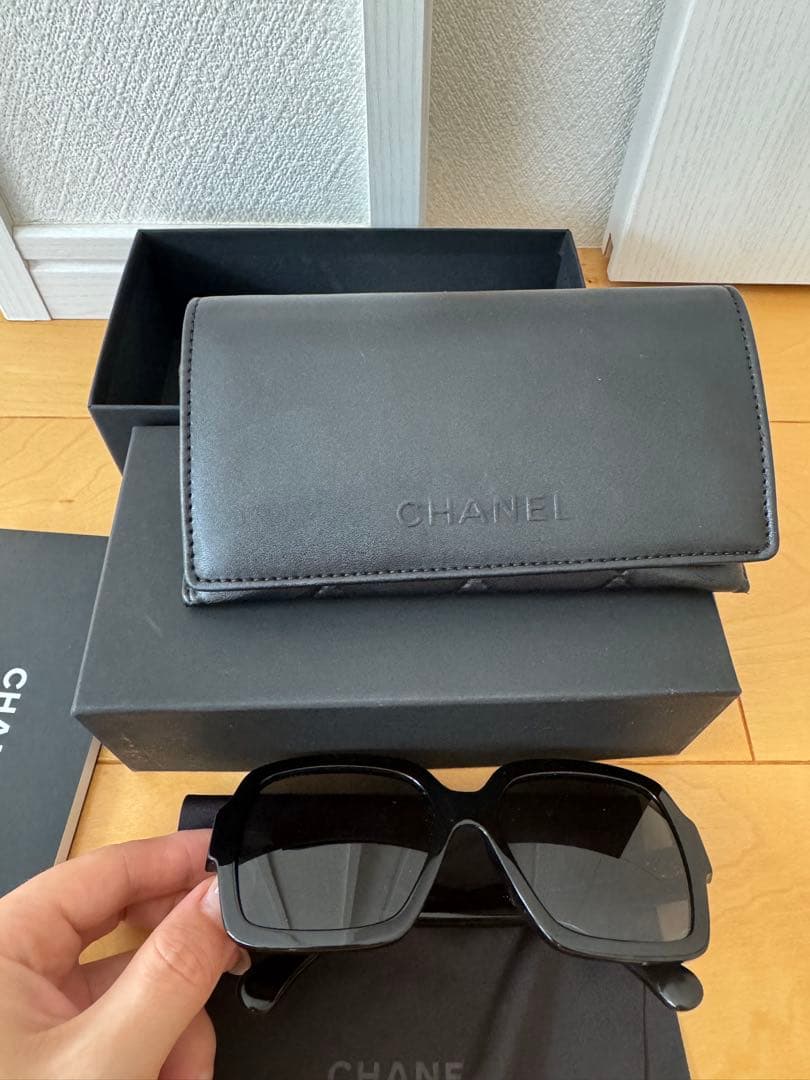 美品CHANEL CH5479/C501S4 シャネルハート ブラックサングラス