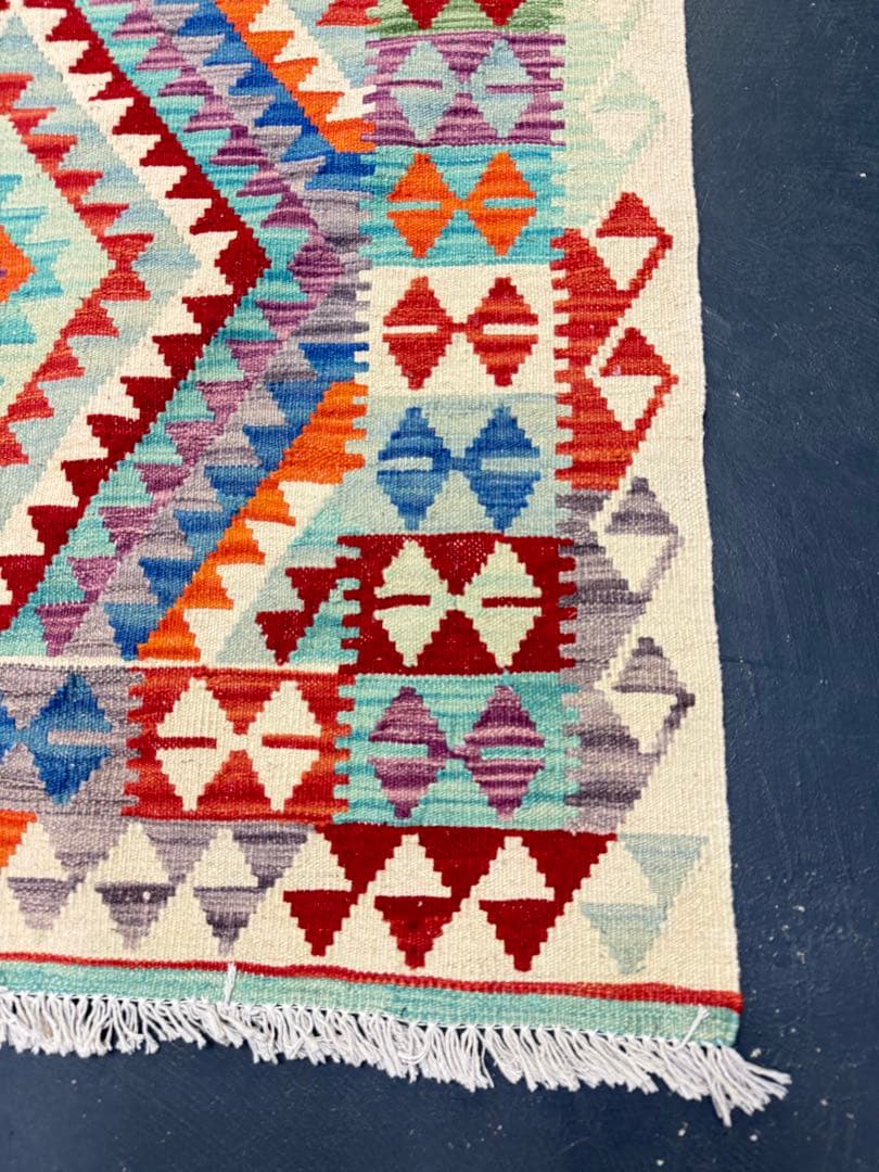 美品ヴィンテージアフガンキリム　145×102cm