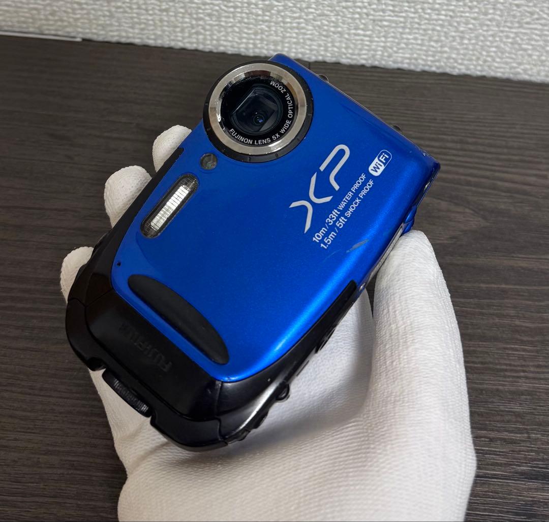 FUJIFILM FINEPIX XP70 デジタル カメラ