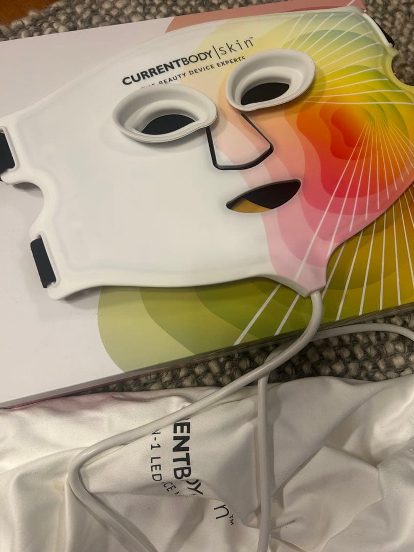 カレントボディ　CURRENTBODY skin LED 4in1 マスク
