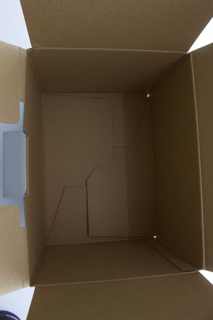 美品✨Canon EOS Kiss X8i 標準レンズキット　Wi-Fi機能