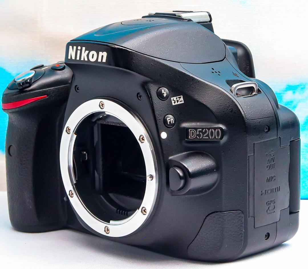 ニコン Nikon D5200⭐️スマホに転送⭐️超高画質⭐️動画OK⭐️