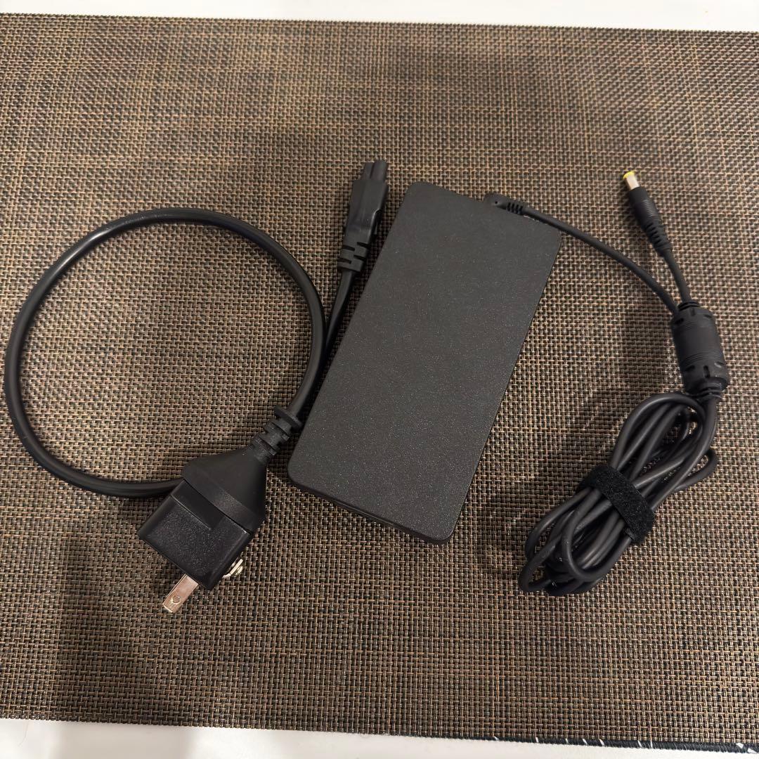 【美品】intel NUC 第11世代（16gb/1tb） NUC11PAHi5