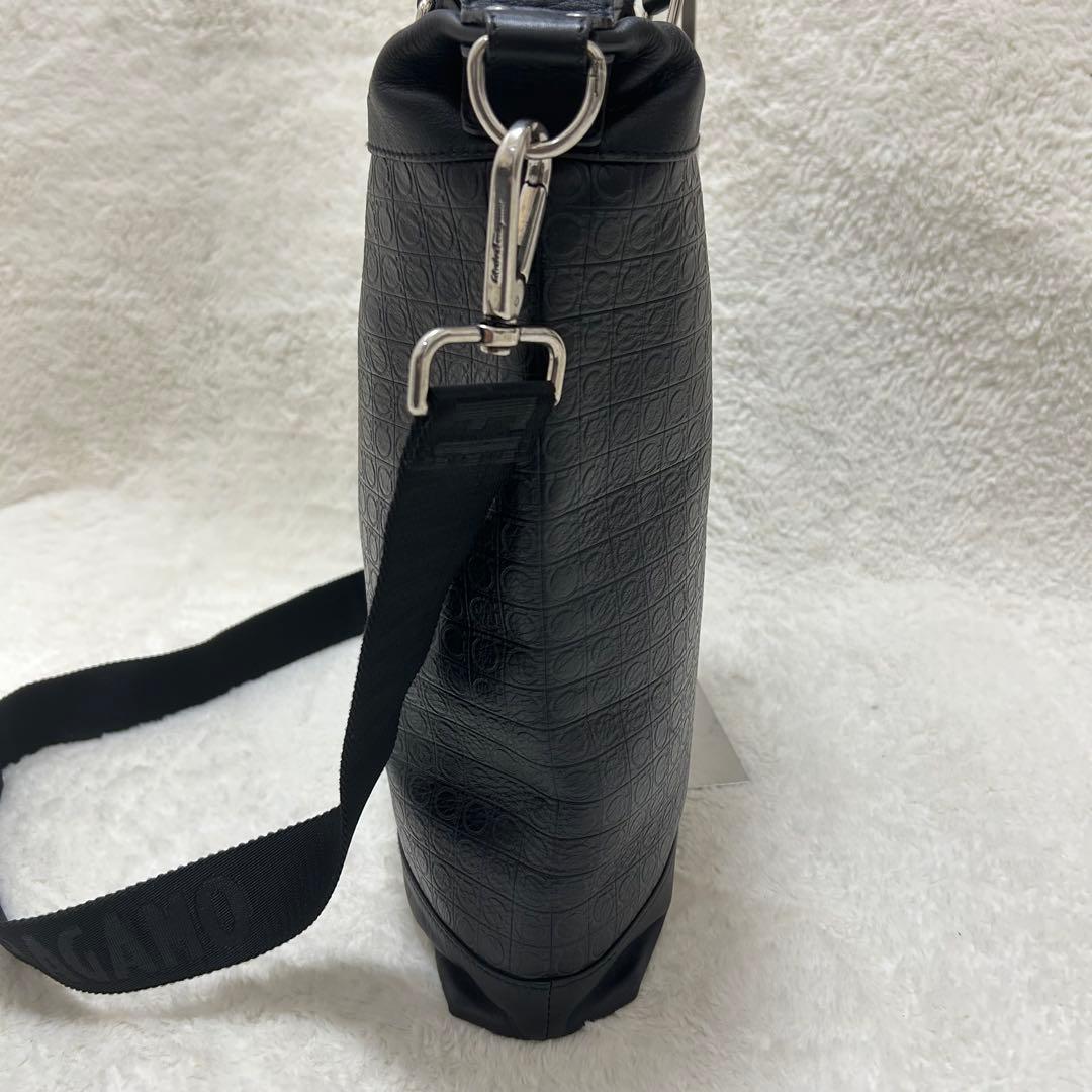 【美品】サルバトーレフェラガモ 2way トートバッグ ビジネスバッグ レザー