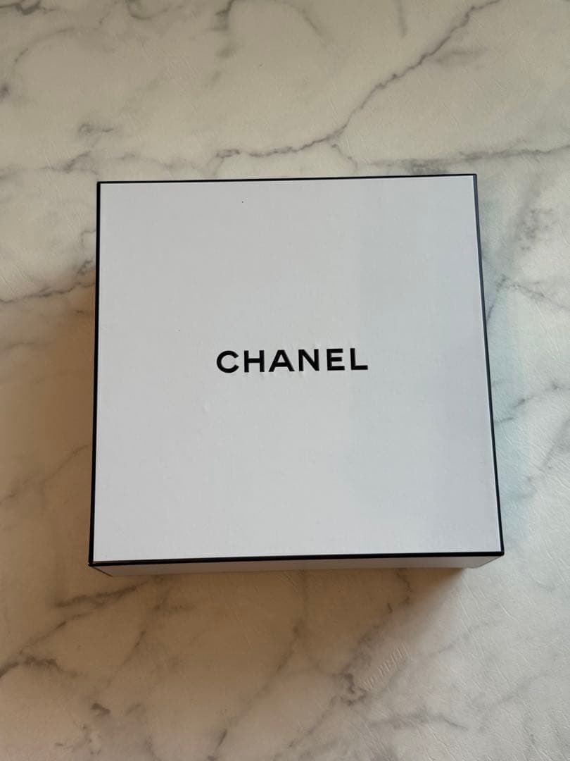 【特別限定品】新品CHANEL バスタブレット