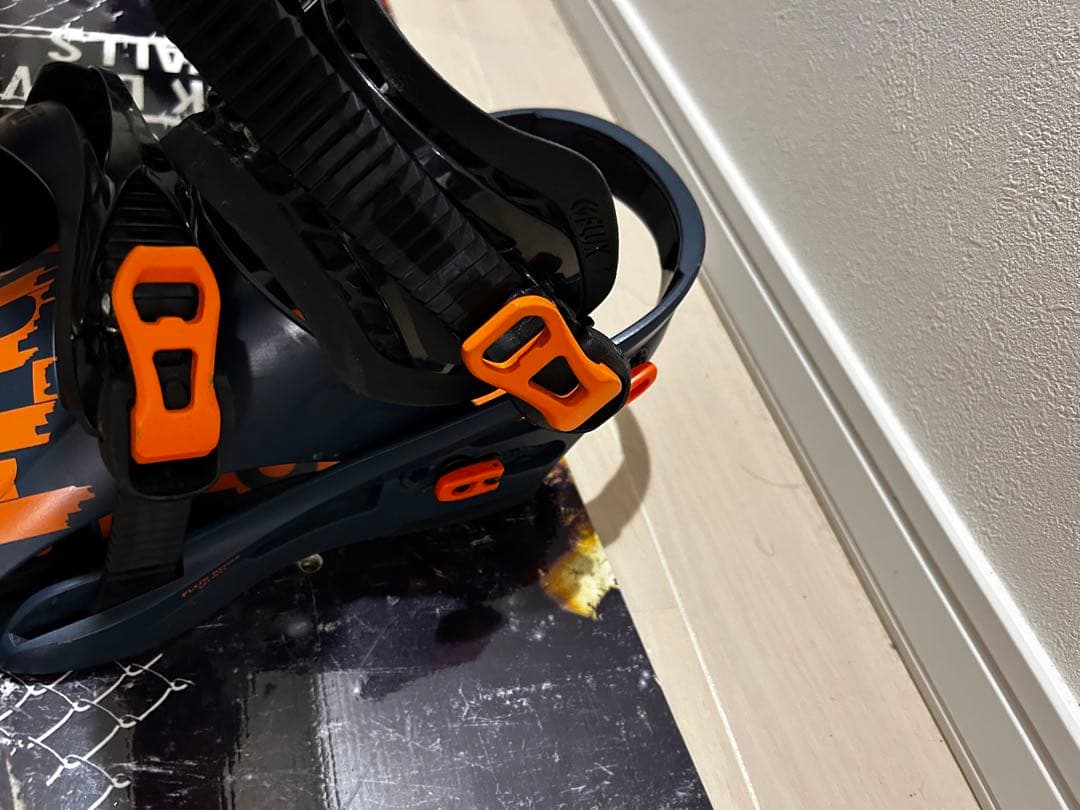 FLUX DS 22/23 モデル Mサイズ