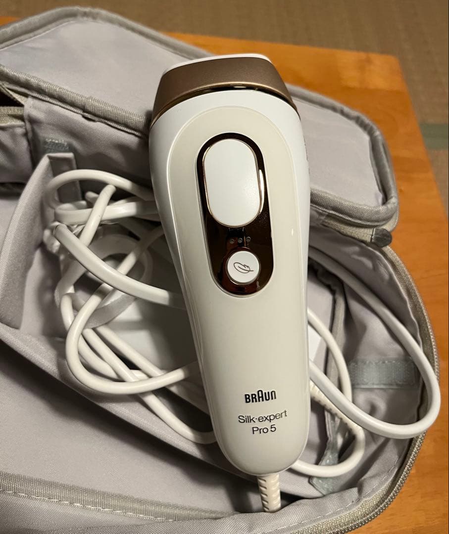期間限定値下げ【美品】BRAUN Silk-expert Pro 5 脱毛器