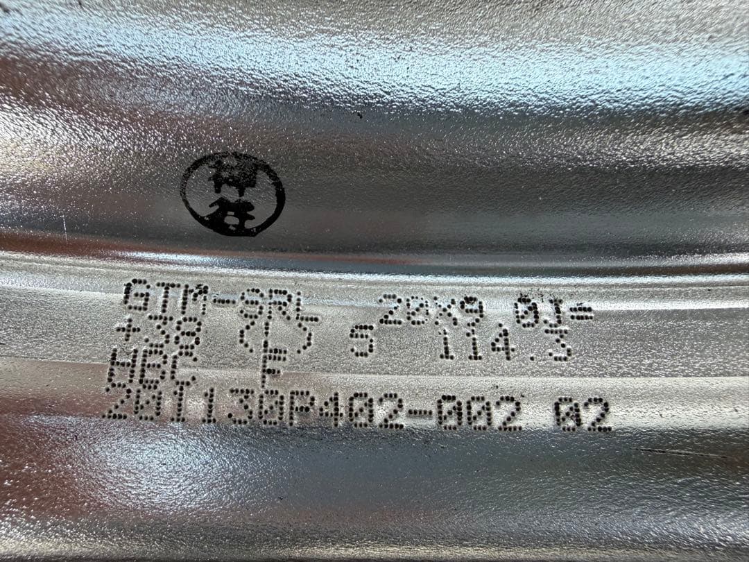 AIMGAIN（エイムゲイン）GTM 20インチ　タイヤホイール4本セット