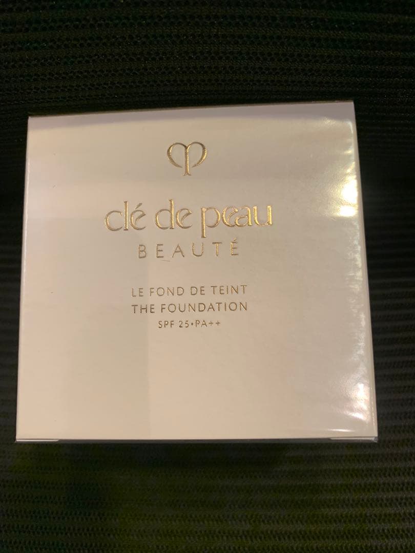 ルフォンデュタンn オークル10 クレドポーボーテ