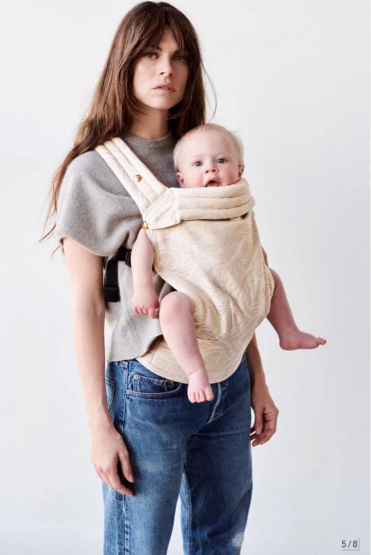 【Artipoppe】アーティポッペ　抱っこ紐