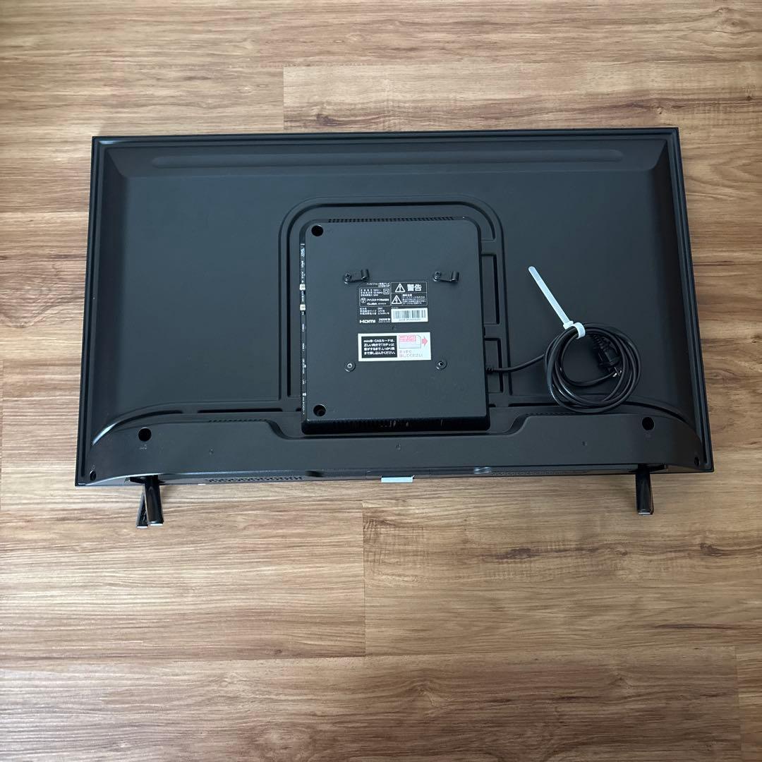 おかだ　【美品】32インチ液晶テレビ 32WB10P 付属品あり