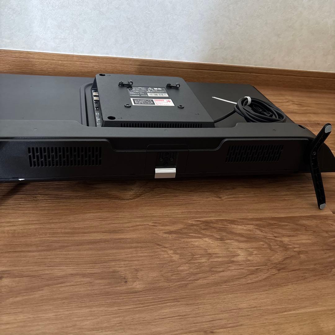 おかだ　【美品】32インチ液晶テレビ 32WB10P 付属品あり