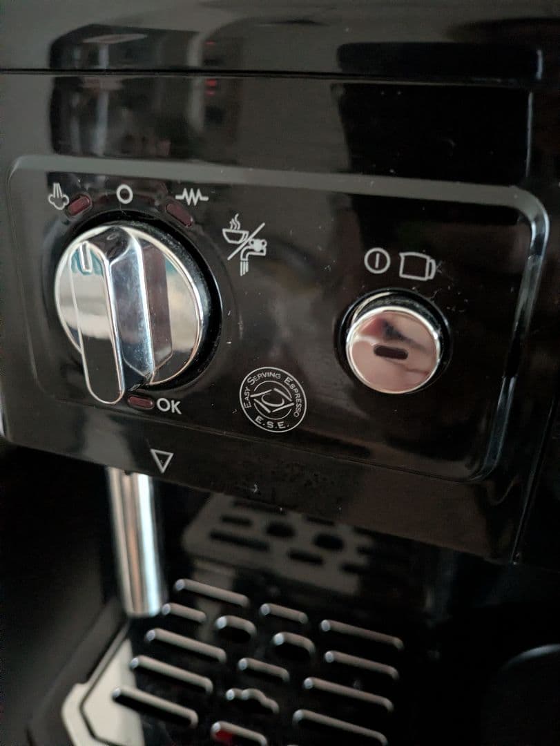 デロンギ コ－ヒ－メ－カ－ BCO410J-B