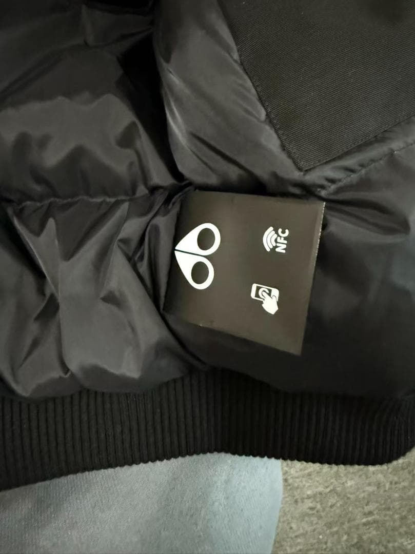 MOOSE KNUCKLES ブラックファーダウンジャケット