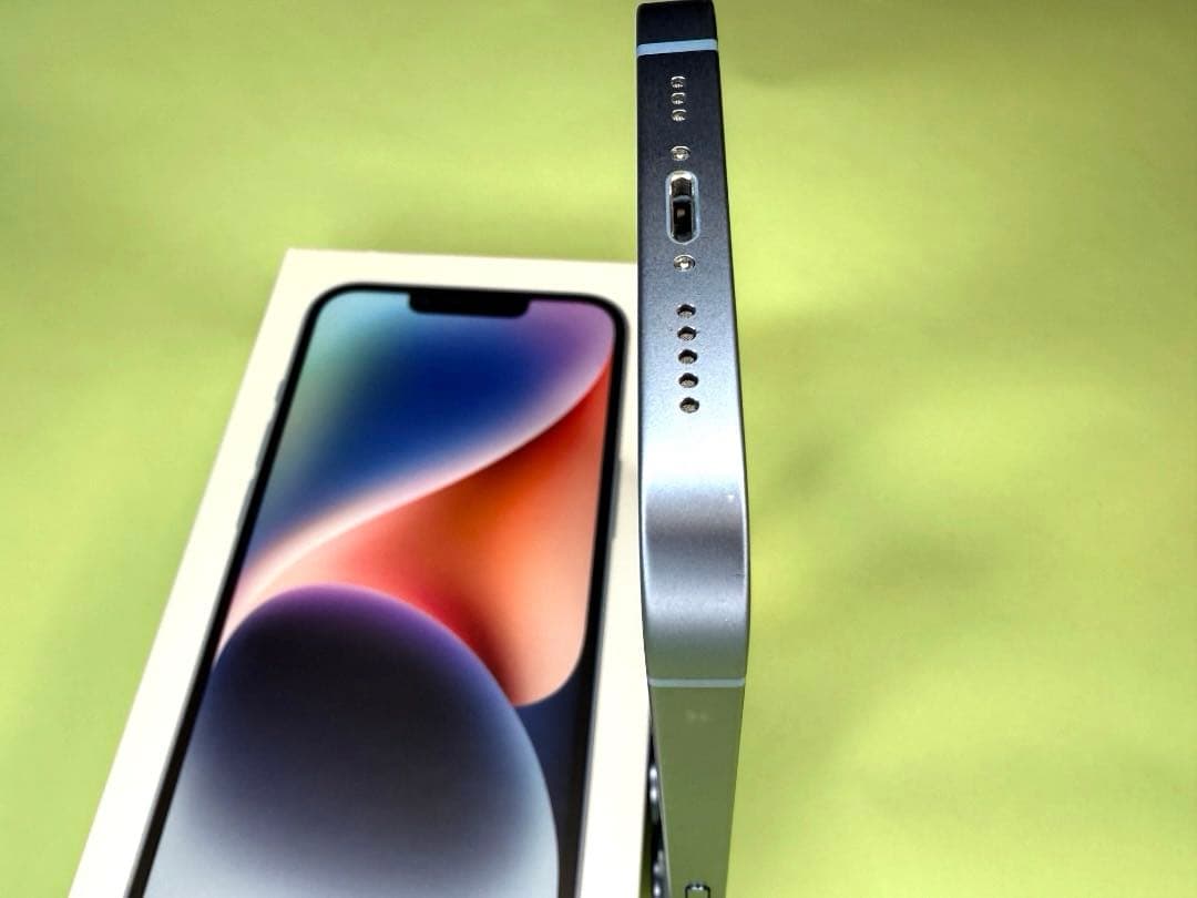 美品　即発送　iPhone14 ブルー 128G SIMフリー　eSIM対応