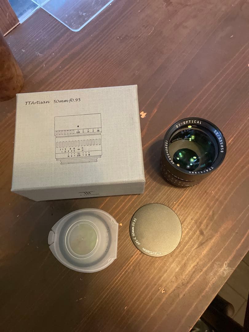 TTArtisan 50mm f/0.95単焦点レンズ