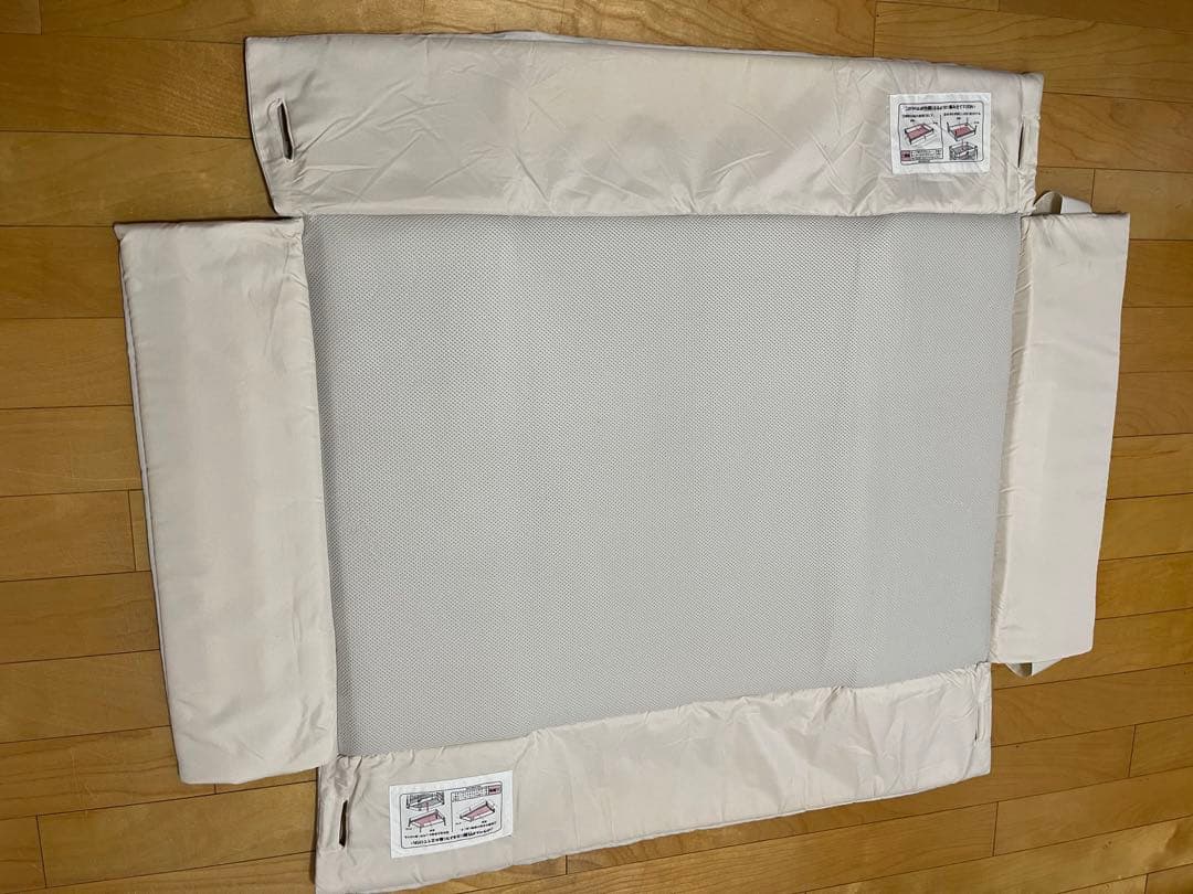 【〜3/18限定・美品】Aprica ココネルエアー ベビーベッド　折りたたみ