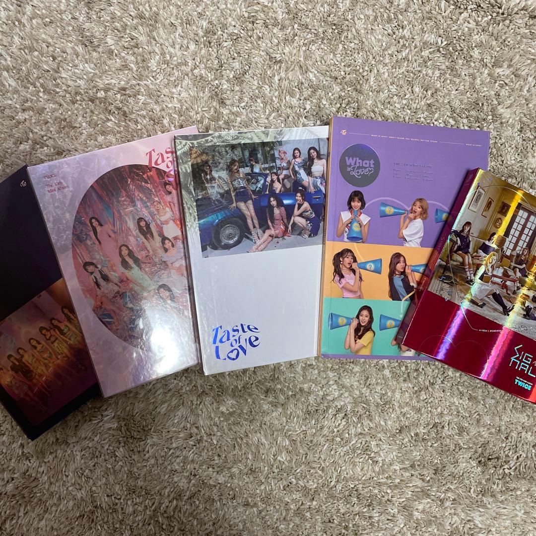 TWICEアルバムまとめ売り
