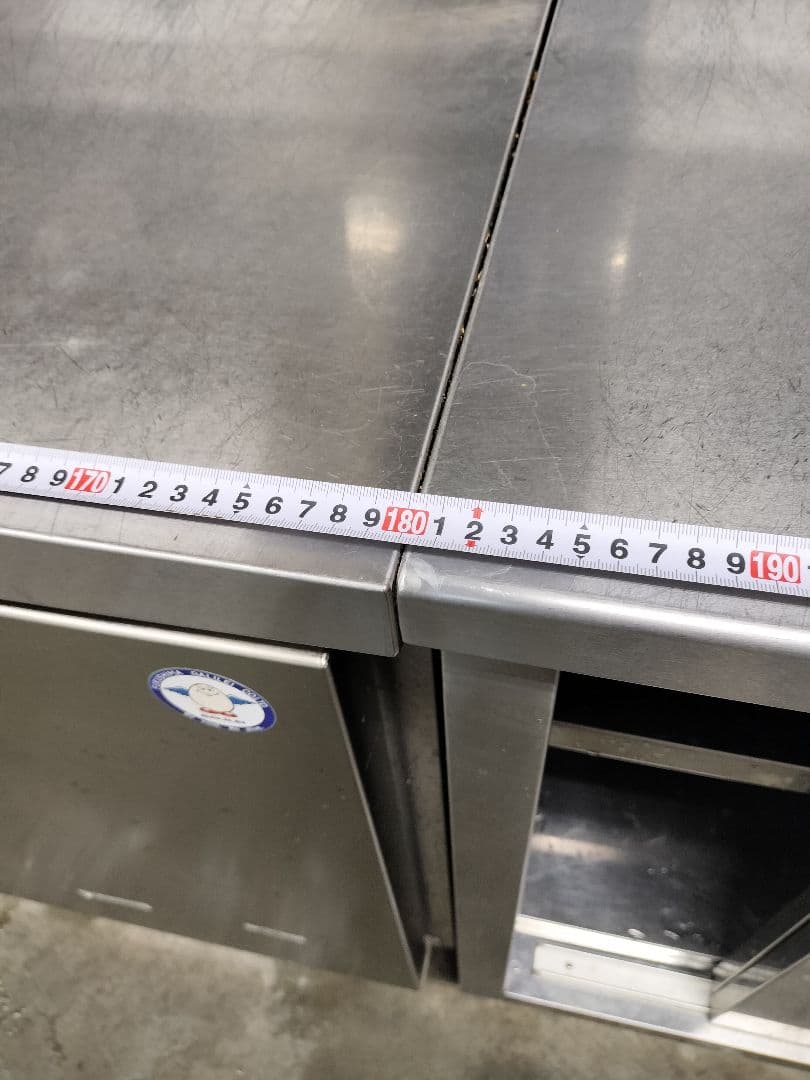 矢*弥様 GALILEI 業務用冷蔵庫 LRC-181PM　2021年5月製造