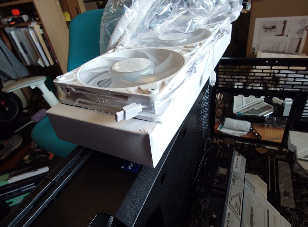 ARCTIC 液体CPUクーラー Liquid Freezer III 360