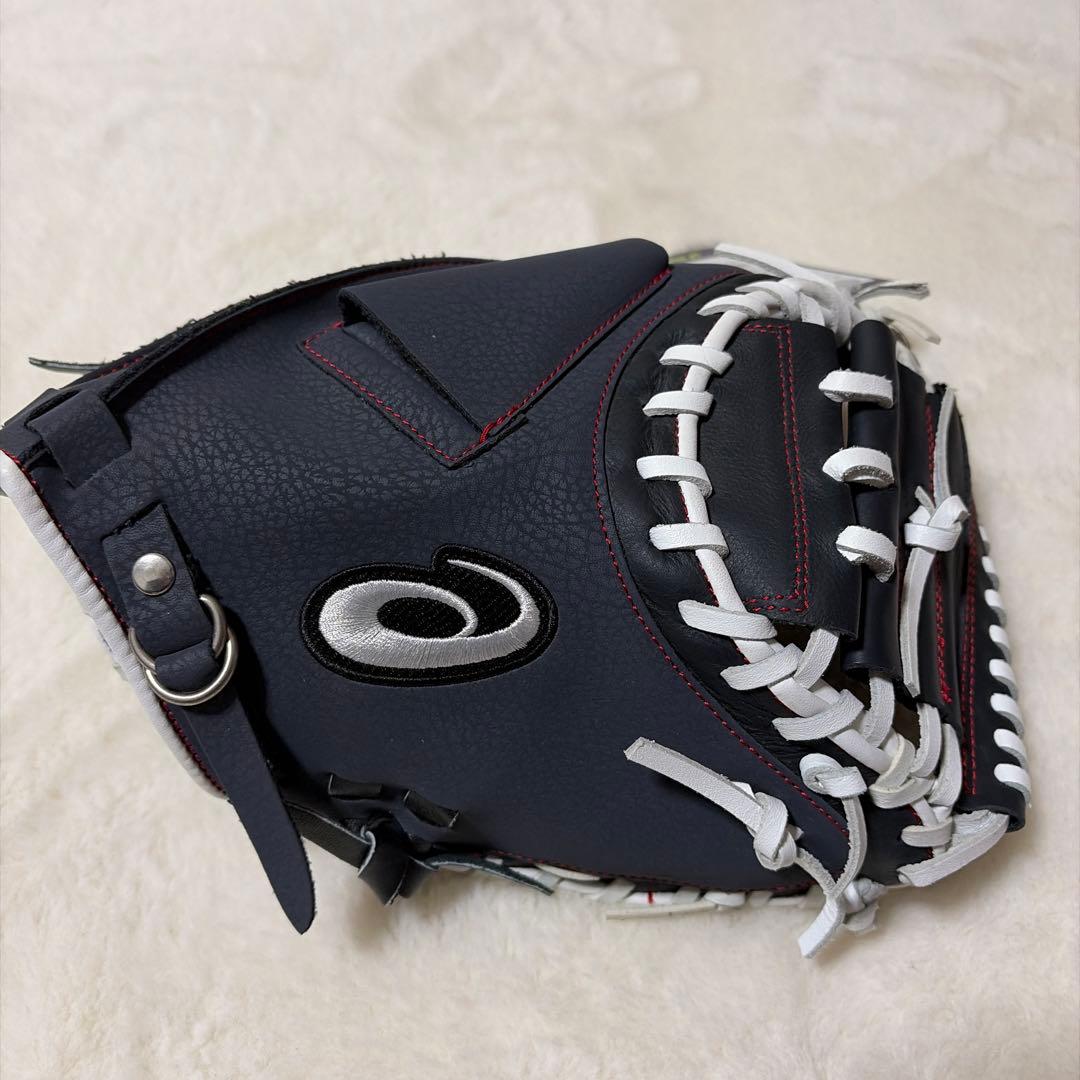 週末限定アシックス　キャッチャーミット　軟式用新品未使用C 3121A577