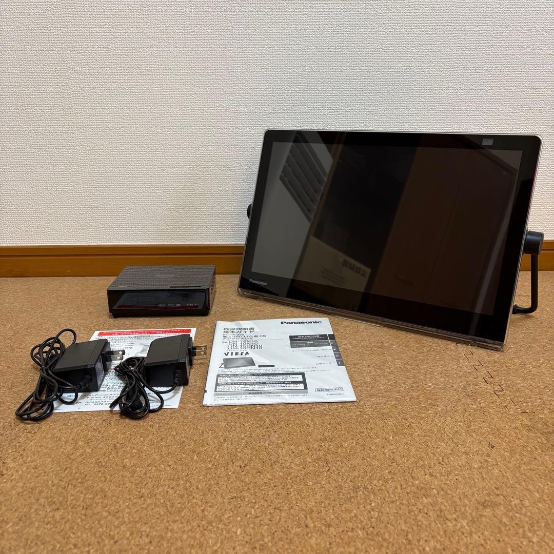 【美品】Panasonic 15V型 防水ポータブルテレビ UN-15CN10D