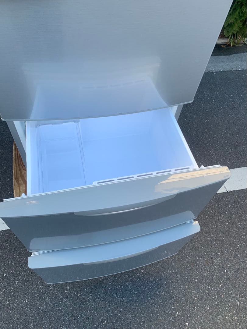 ＊東京都付近取引限定＊アクア　冷凍冷蔵庫 AQR-271C(S) 2014年製