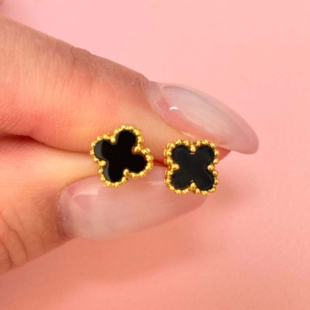※nono様※ クローバーモチーフ⭐︎ ピアス　K18 オキニス