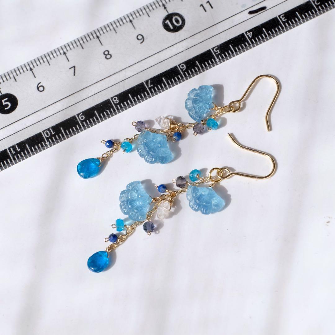 みっちゃん ♦︎14kgfアクアマリンフリルカービングピアス